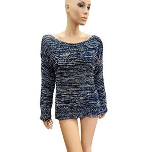 Zara Knit Sweater Long Sleeves Size M New in Excellent conditions no flaws